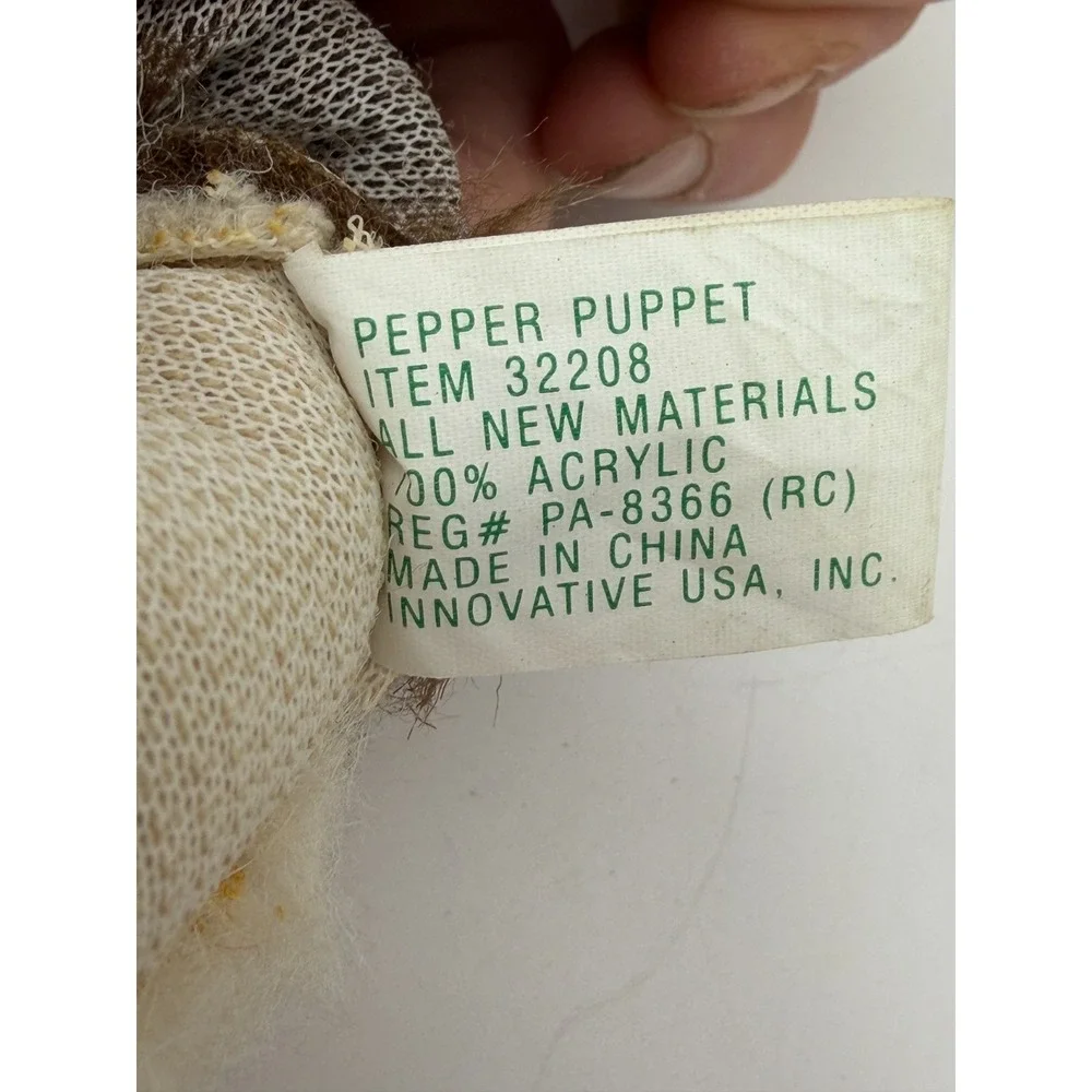 Vintage AGS Innovative USA Pepper Puppet Dog Plush Hand Puppet Brown Tan 32208
